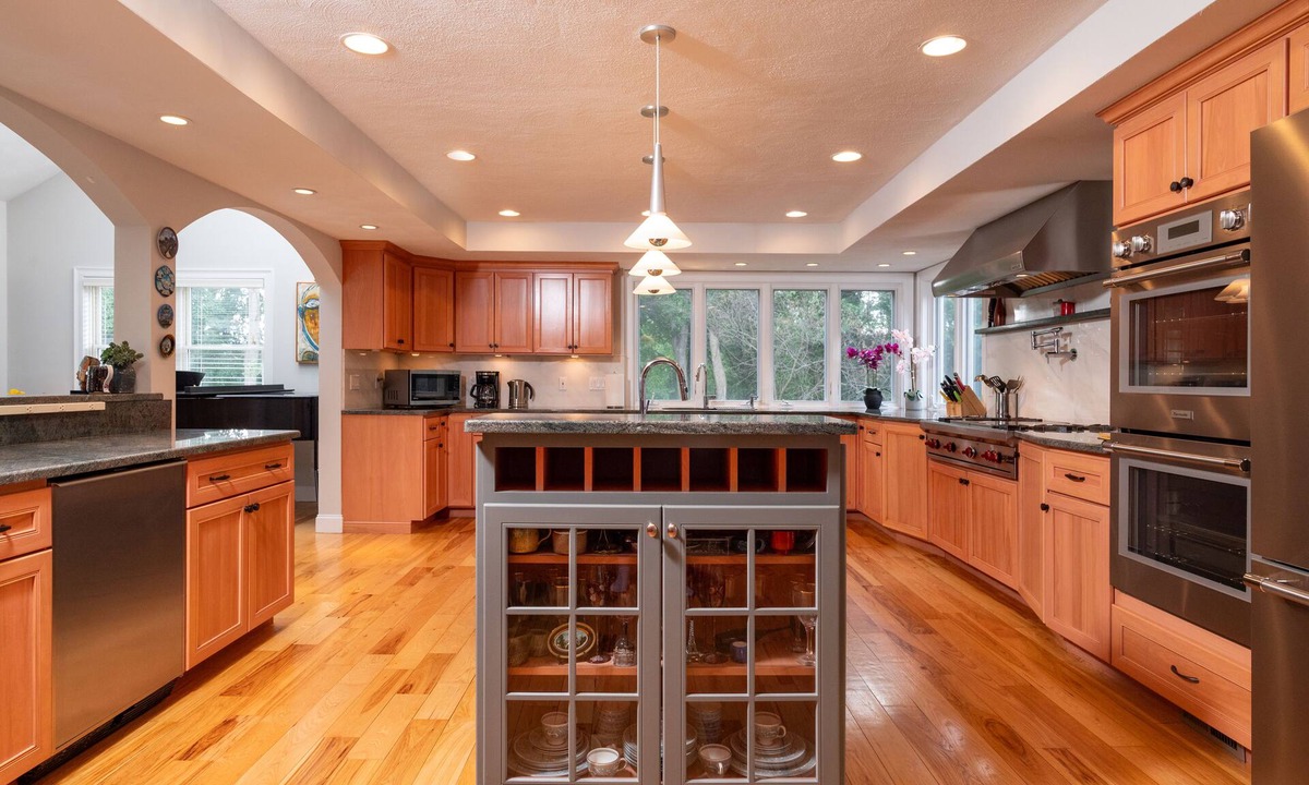 Littleton House | Orchard Retreat