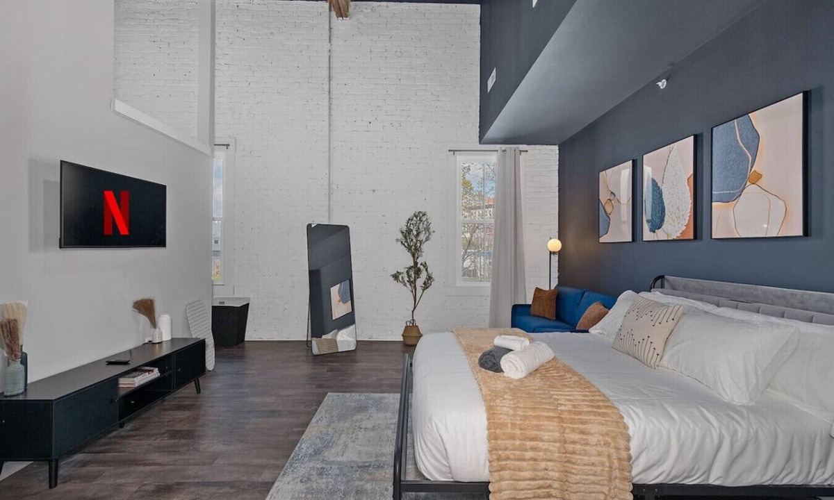 Oregon District Apartment | Oregon District I Spacious I Free Parking