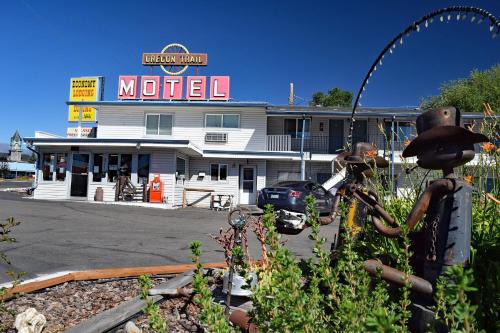 Baker City Hotel | Oregon Trail Motel and Restaurant
