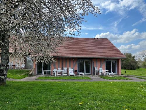 Geraudot House | Orient Village