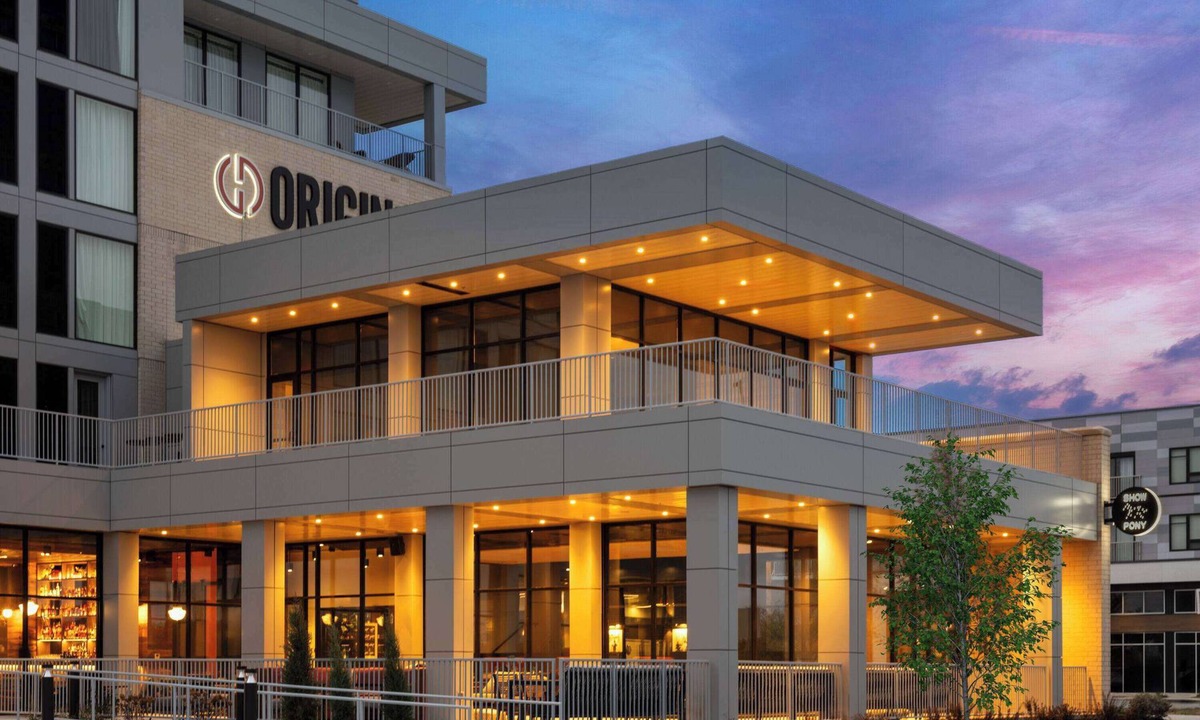 Kansas City Hotel | Origin Kansas City Riverfront, a Wyndham Hotel