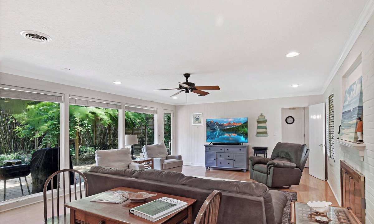 Saint Simons Island House | Original beach cottage! 3 bed/2 bath - In the Village!