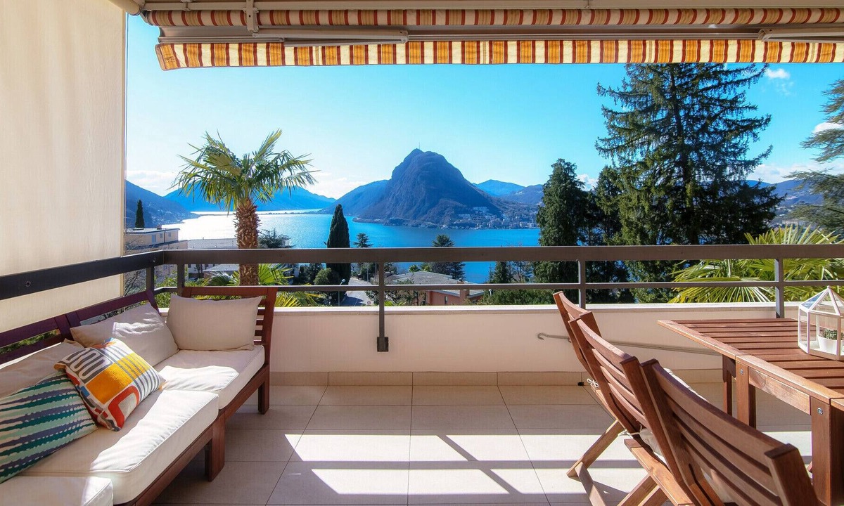 Castagnola Apartment | Original four-room design apartment with lake view (LUCE DI LAGO)