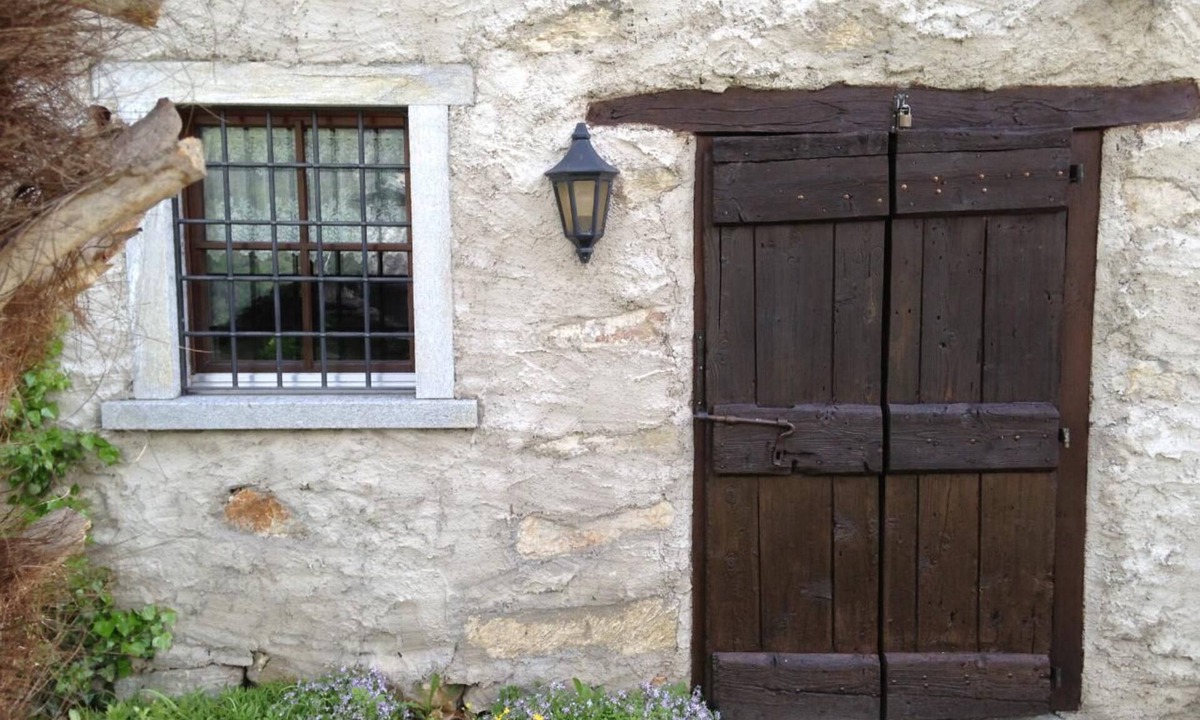 Malvaglia-dagro House | Original, stylish Rustico