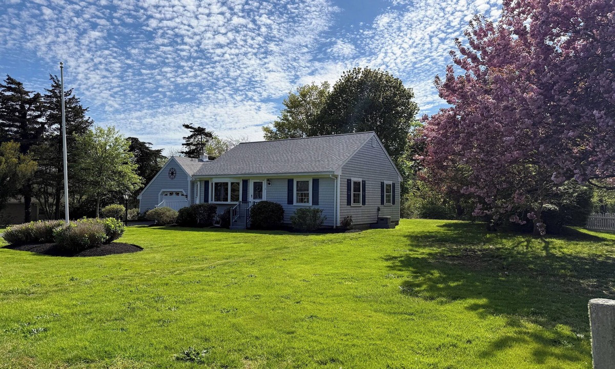 East Orleans House | Orleans Beach Retreat