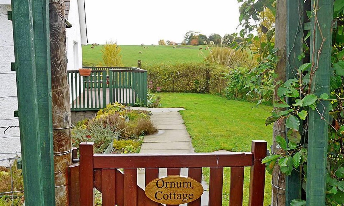 Marybank Cottage | Ornum Cottage