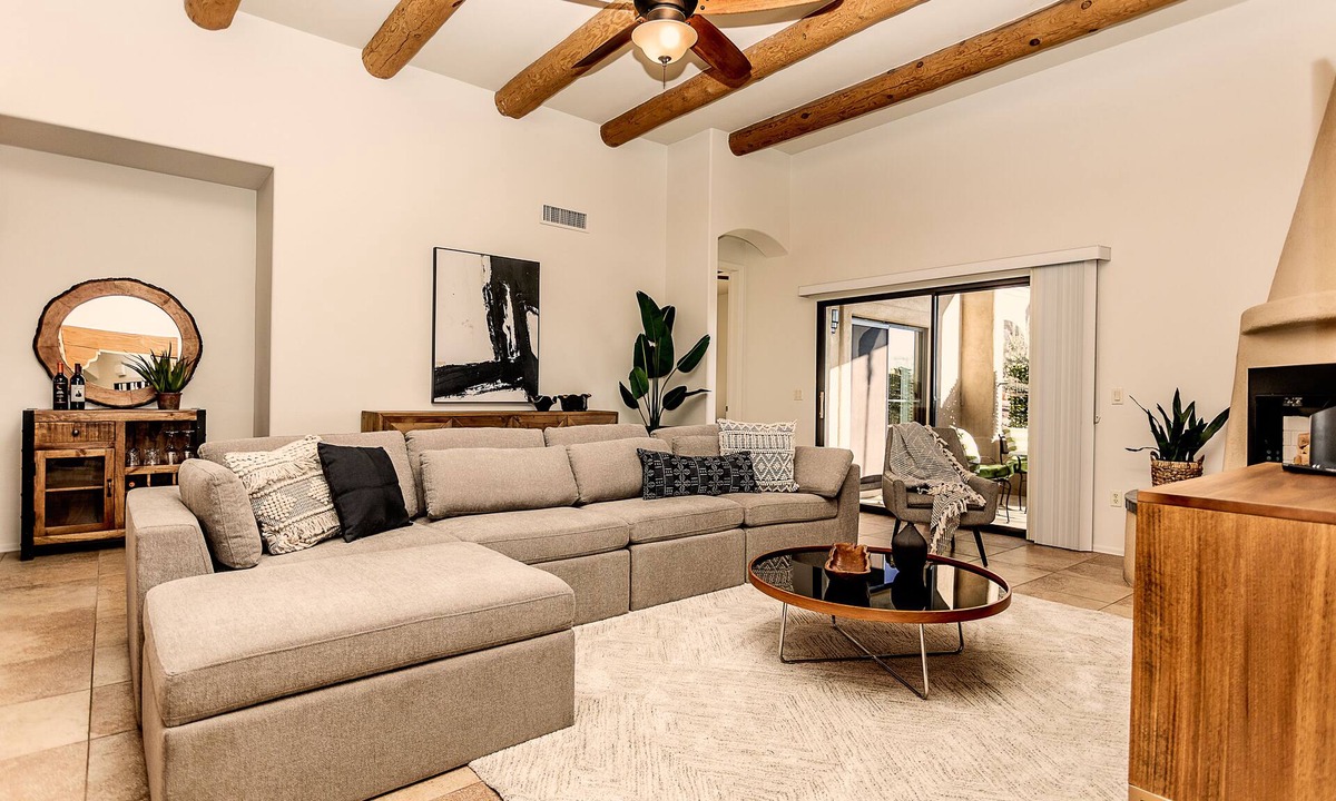 Pusch Ridge Estates House | Oro Valley Mountain Villa overlooking El Conquistador Resort