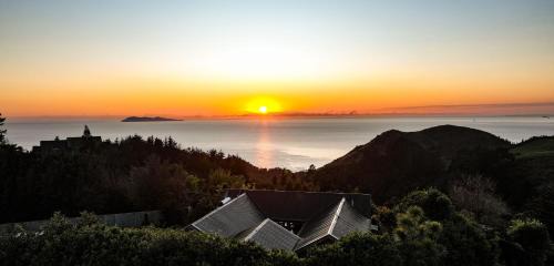Waihi Cabin | Orokawa Bay Retreat