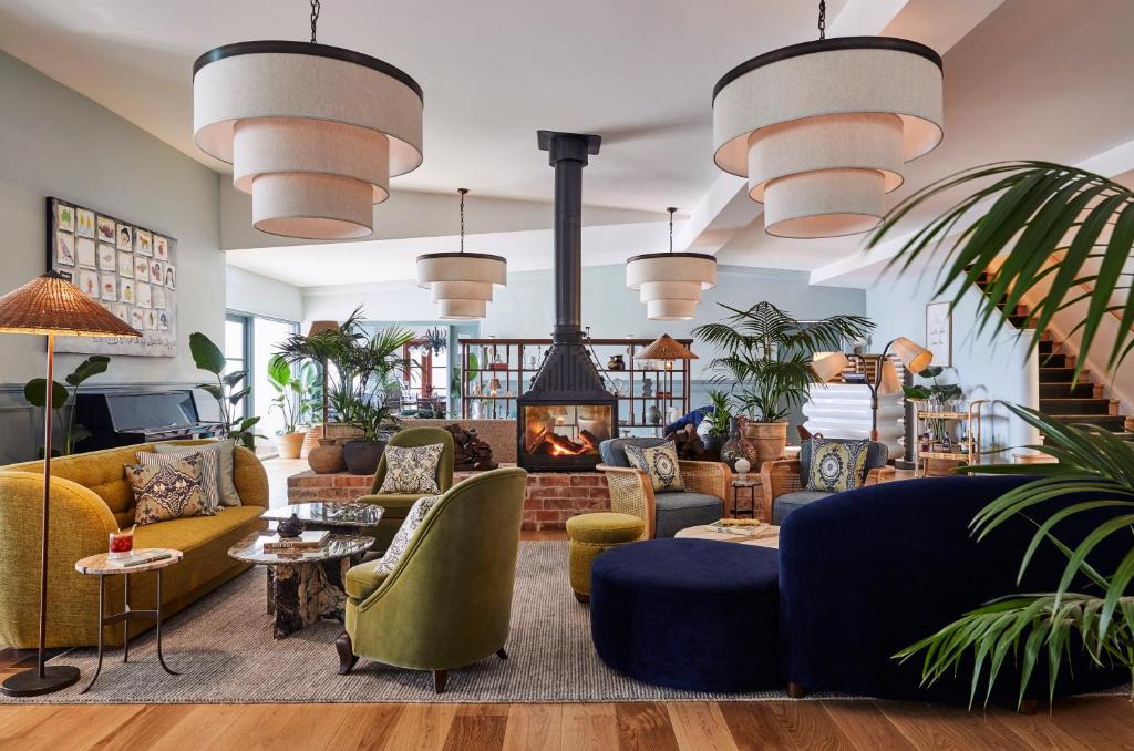 Bundanoon Hotel | Osborn House