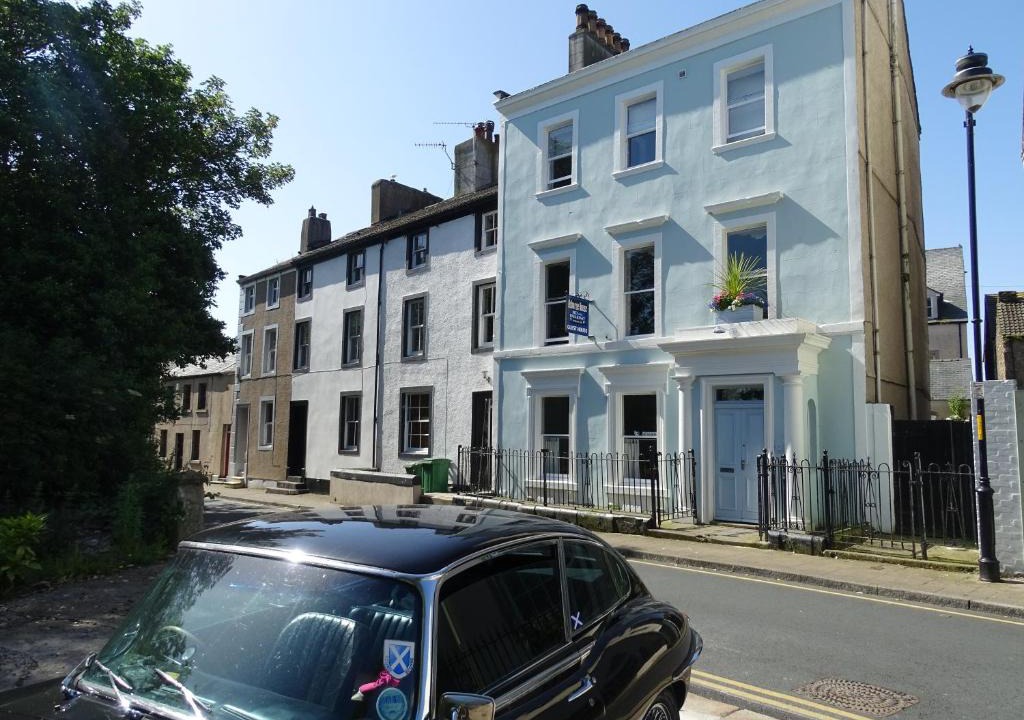 Stainburn Bed & Breakfast | Osborne House B&B Workington