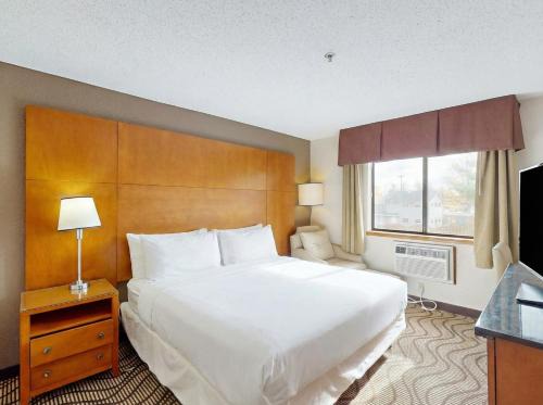 Oscoda Hotel | Oscoda Lakeside Hotel
