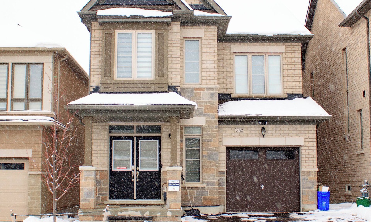 Durham Region Apartment | Oshawa Two Bedroom Private Suite - New, Clean & Comfortable
