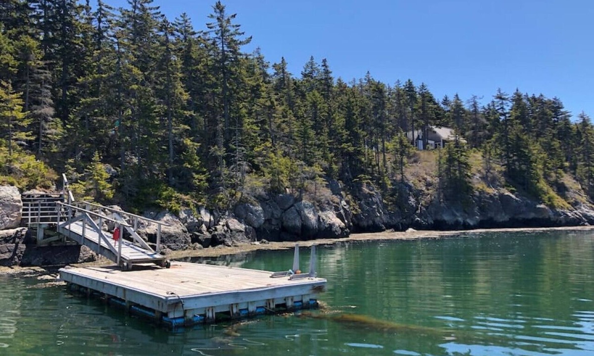 Vinalhaven House | Osprey Nest on Tip Toe Mountain