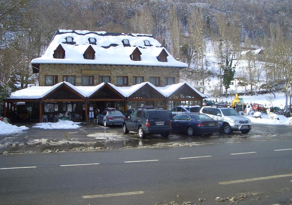 Les House | Ostau dera nheu