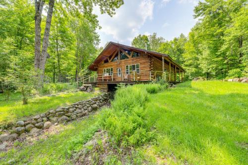 Oswegatchie House | Oswegatchie River Cabin with Kayaks and Fire Pit!