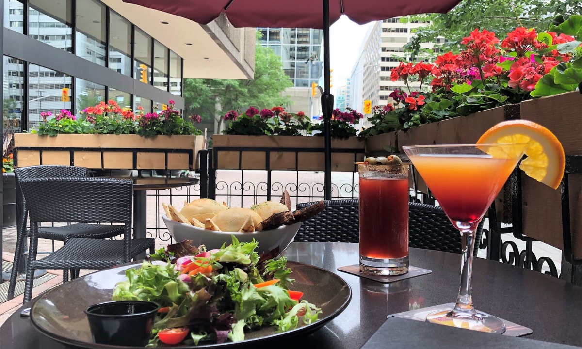 Byward Market - Parliament Hill Hotel | Ottawa Marriott Hotel
