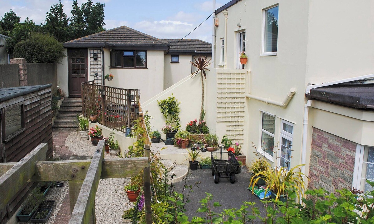 Torquay Cottage | Ottery Tor - UKC1925