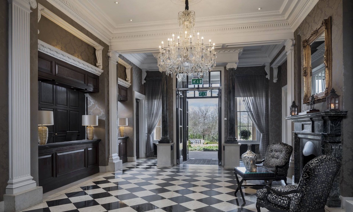 Woodlesford Hotel | Oulton Hall Hotel, Spa & Golf Resort