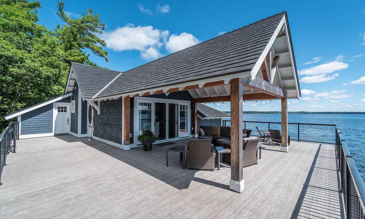 Minett Cottage | OUNO Island on the prestigious Lake Rosseau