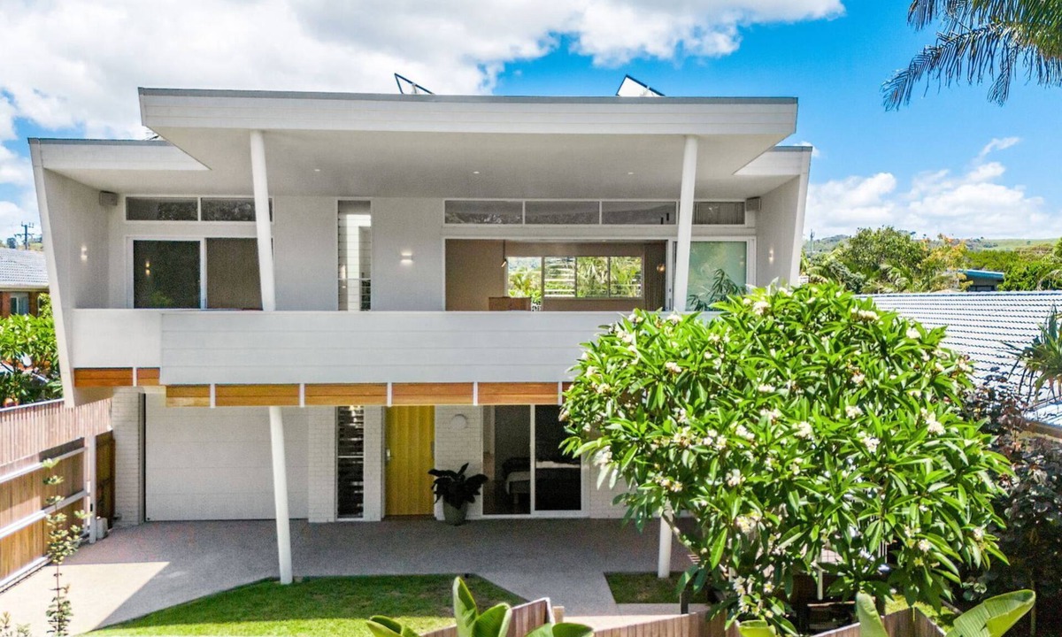 Suffolk Park House | Our Beach House on Alcorn