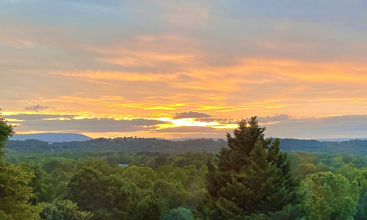 Graysville Apartment | Our Castleview - Studio