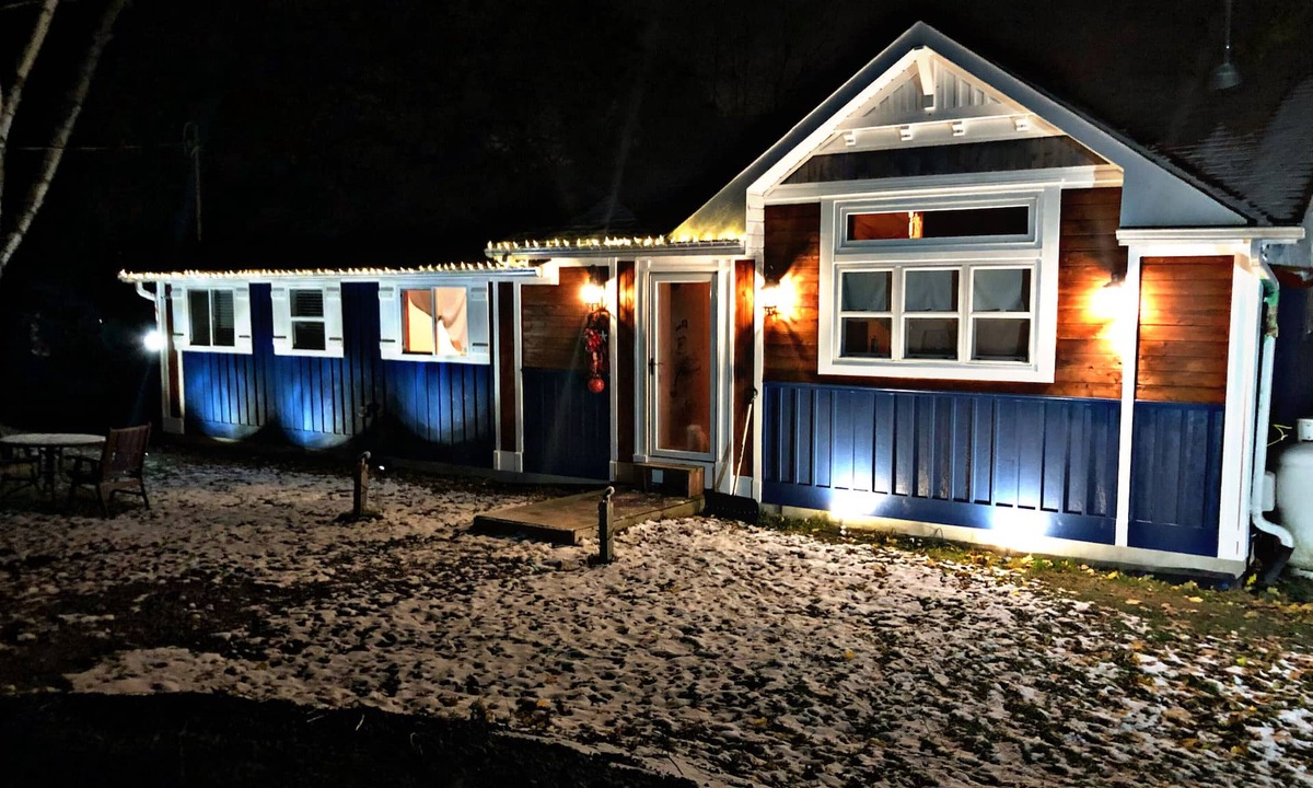 Peterborough House | Our Darling Cottage