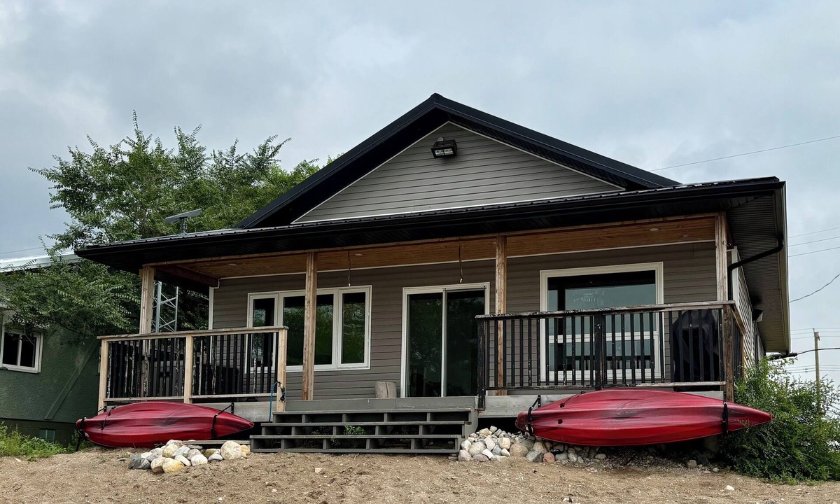 Saint Ambroise House | Our Lake Escape- Modern House on Lake Manitoba