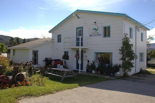 Norris Point Bed & Breakfast | Out East B&B - Norris Point