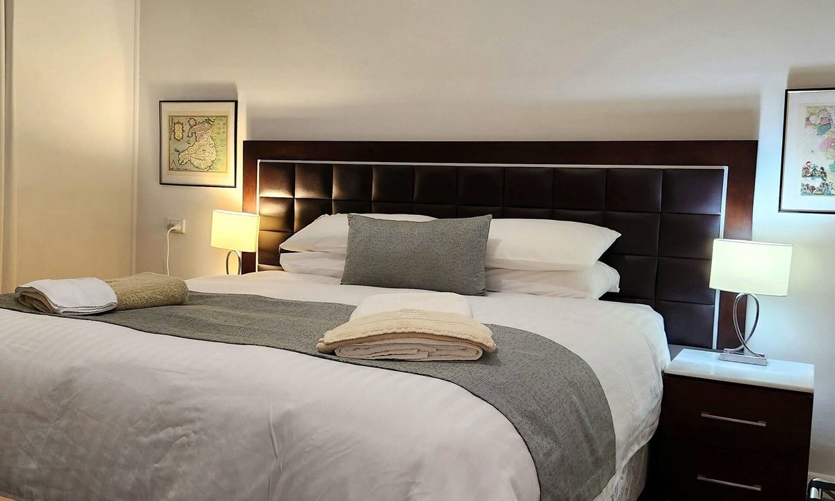 Broken Hill Cottage | Outback Church Cottage