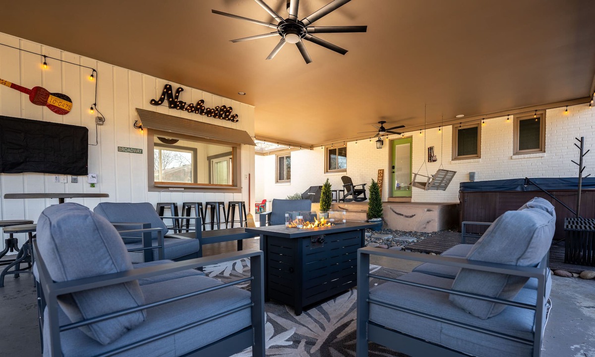 Nashville House | Outdoor Oasis - Hot Tub, 2 firepits, Bar, Music FUN - pet friendly