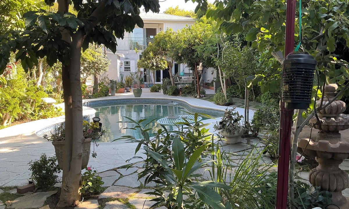 Mid City House | Over 200 Exotic Fruit Trees & Private Pool