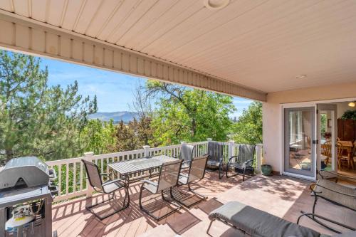 Riverton House | Over the River