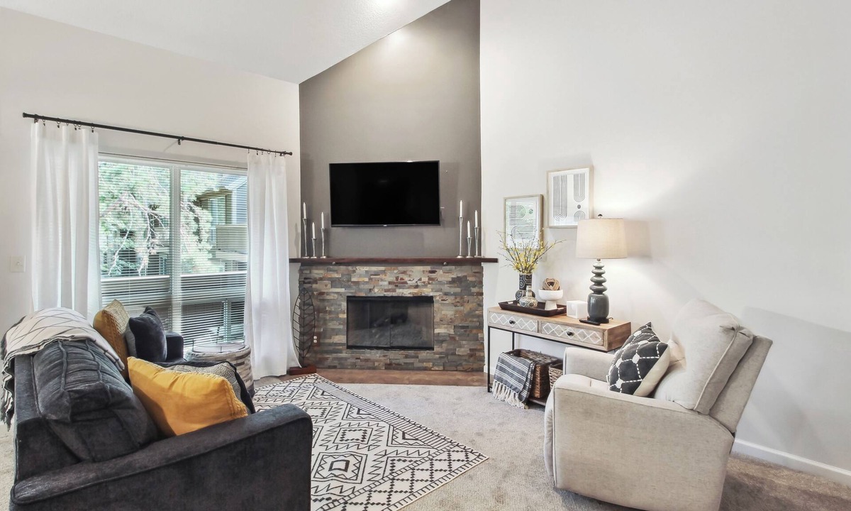 Overland Park Condo | Overland Park Condo, Close to Lakes & Parks!