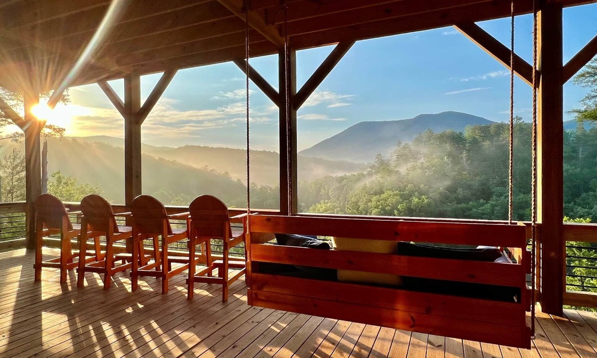 Hidden Lake House | Overlook at Hidden Lake