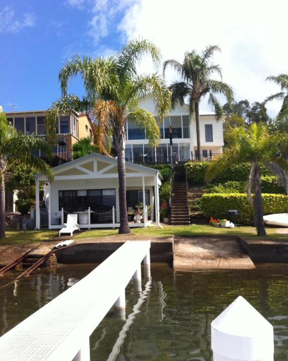 Fishing Point Bed & Breakfast | Overnight Reflections B&B