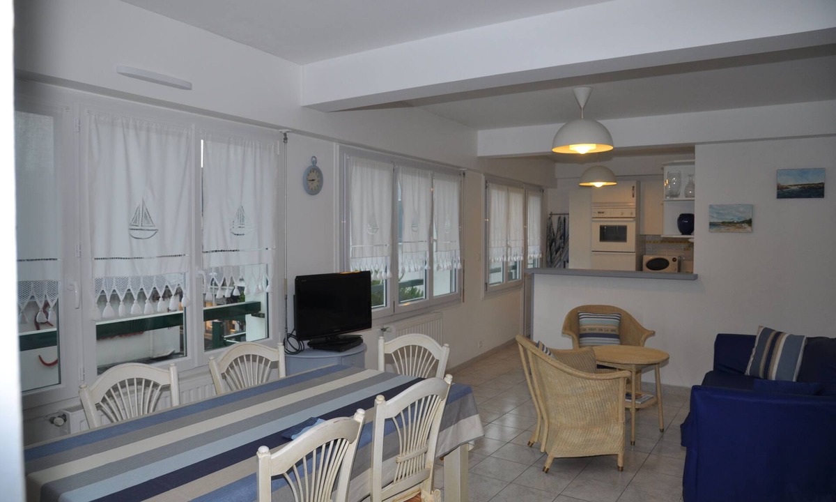 La Baule-Escoublac Apartment | Overnight stay from170€ (mini 2nights) La Baule Centre Ville, TOURNESOLS