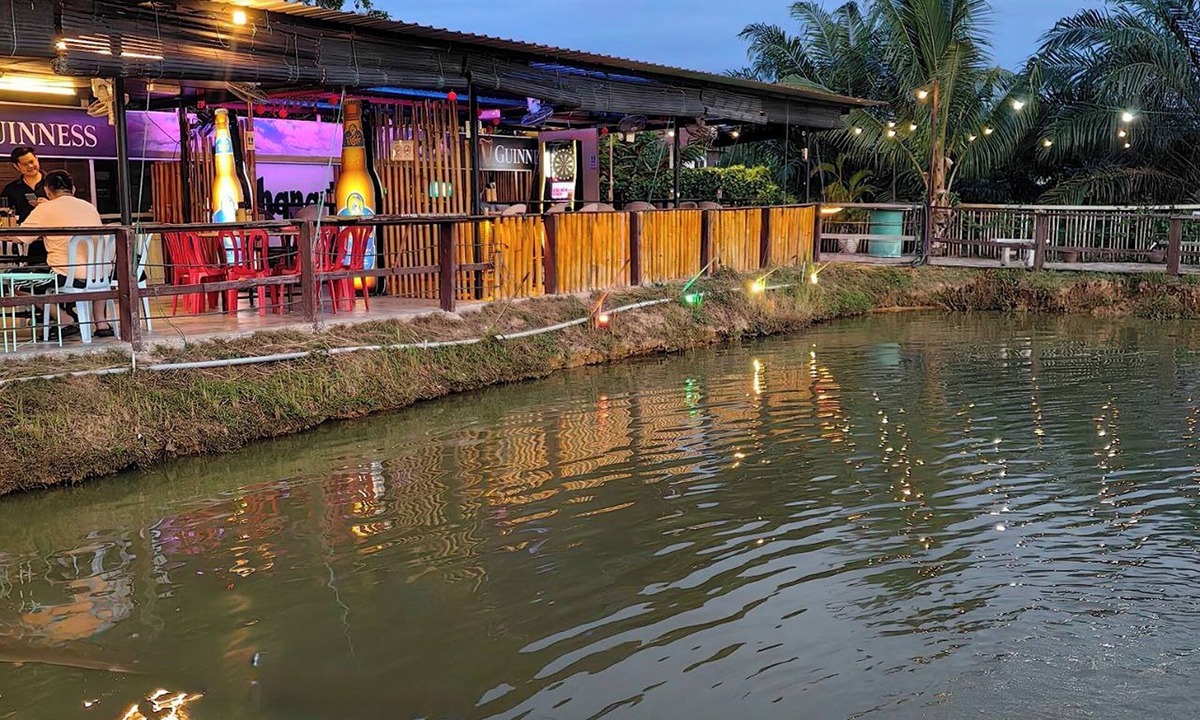 Sitiawan House | Ovilla Home B&B