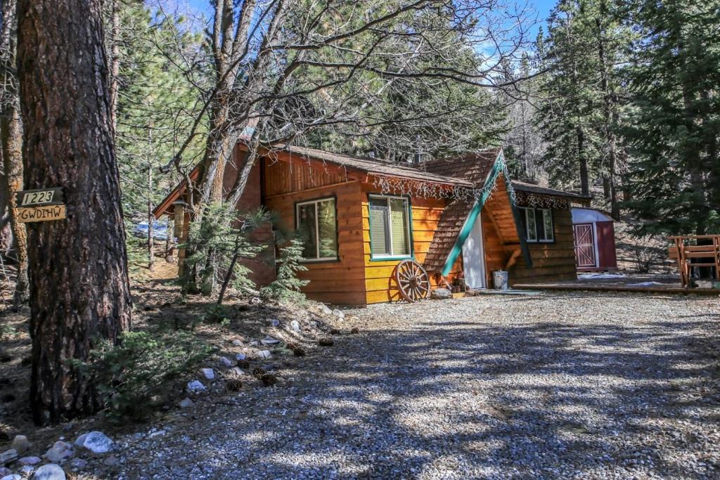 Fawnskin House | Owl Cabin