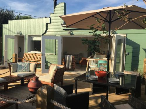 Camber Cabin | Owlers Retreat