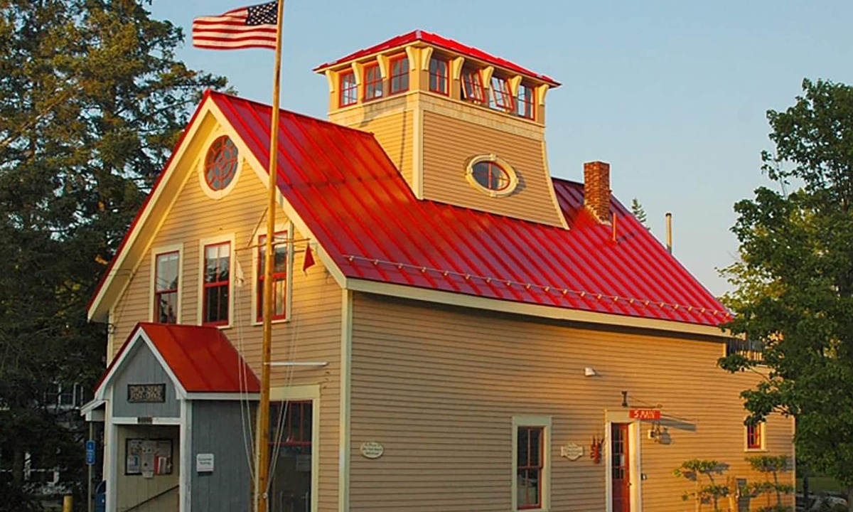 Owls Head Apartment | Owls Head Village Post Office