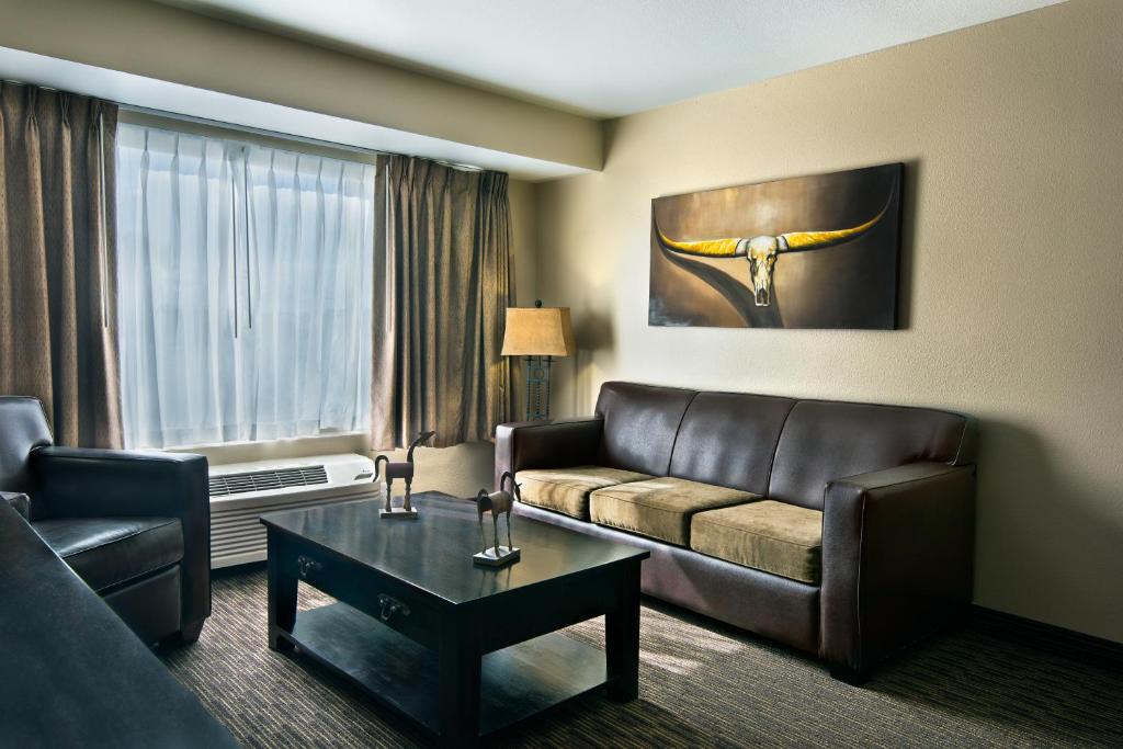 Hermiston Hotel | Oxford Suites Hermiston