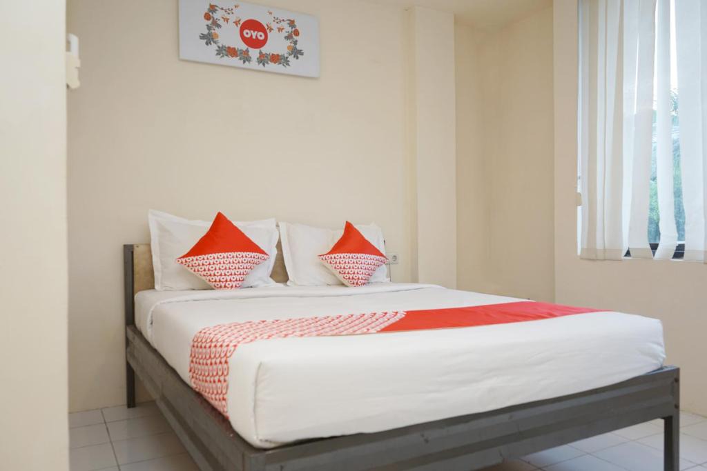 Makassar Hotel | OYO 2536 Hotel Tanjung