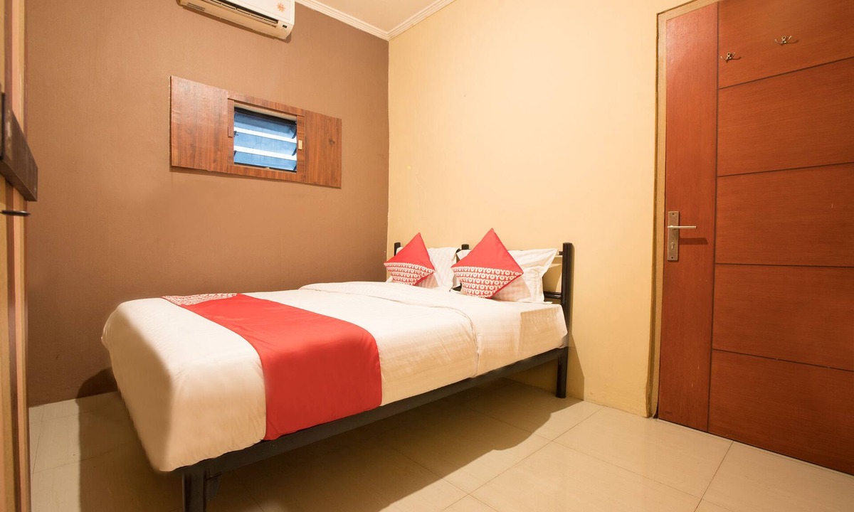 Tangerang Hotel | OYO 298 Gemilang Guesthouse
