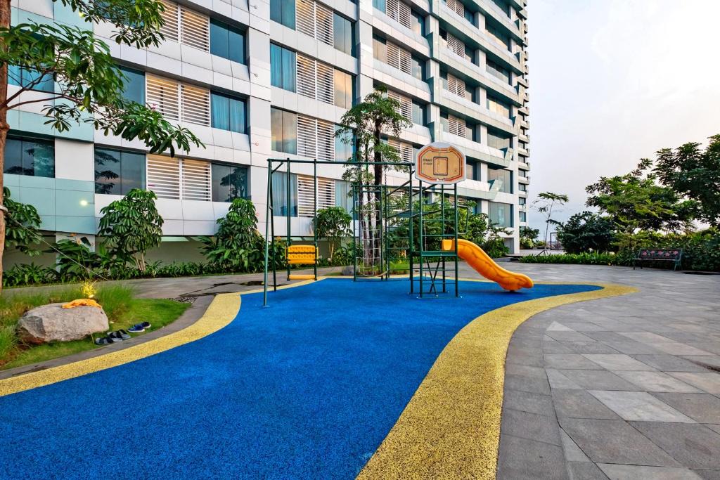 Pekayon Jaya Hotel | OYO 3390 Apartment Grand Kamala Lagoon Avenue