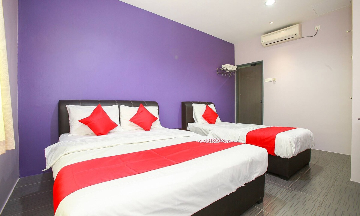 Teluk Intan Hotel | OYO 89332 DE Hotel