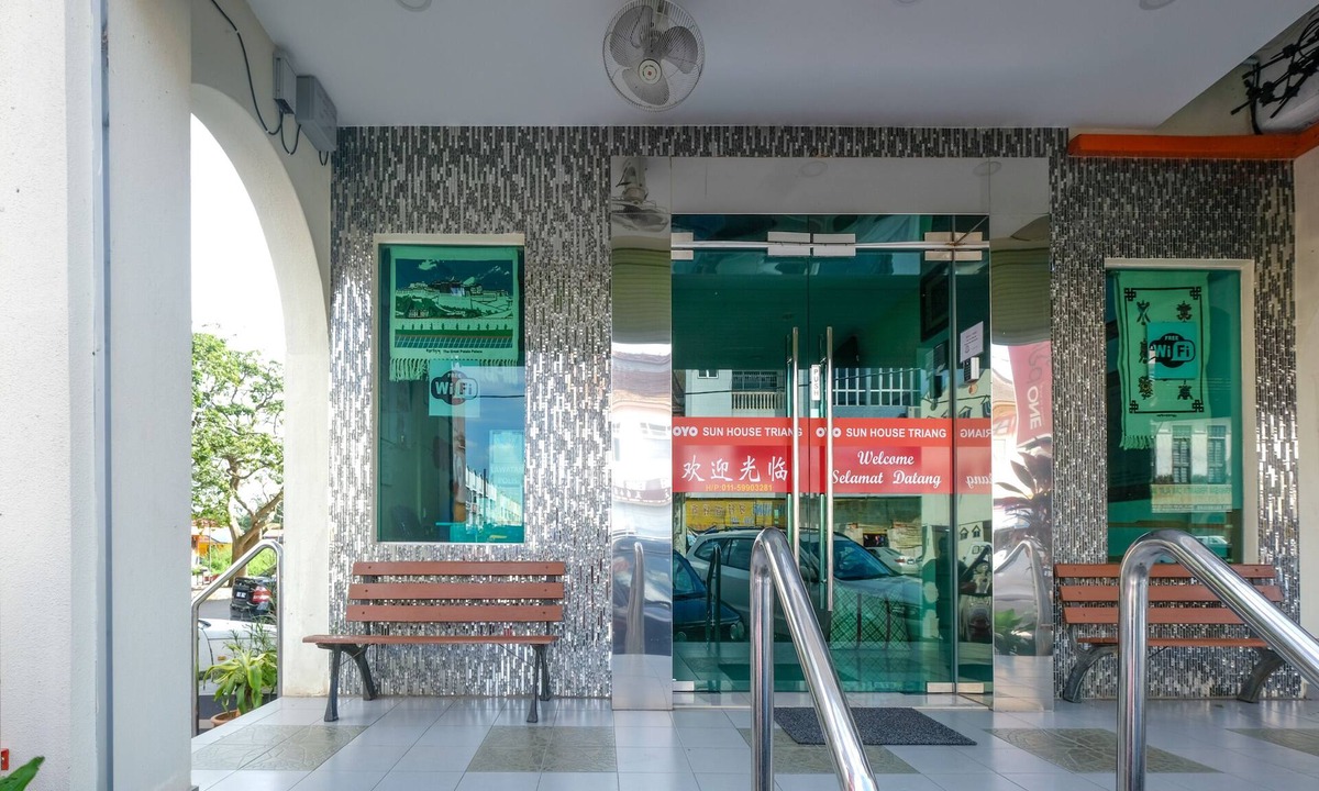 Teriang Hotel | OYO 89877 Sun Triang Hotel