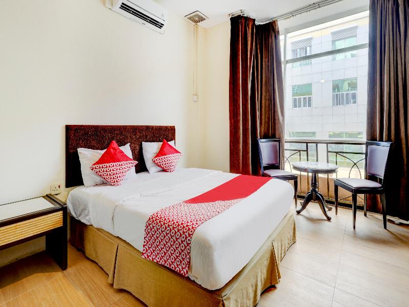 Lubuk Baja Hotel | OYO 90351 Hotel Five Star 1