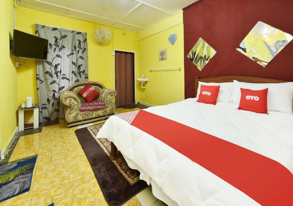 Kampung Merang Hotel | OYO 90519 Sibling Cottage