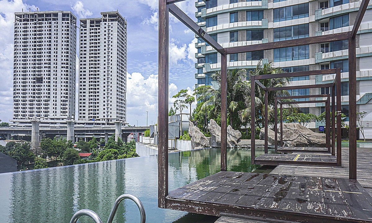 Pekayon Jaya Hotel | OYO 90776 Fortune 88 Grand Kamala Lagoon