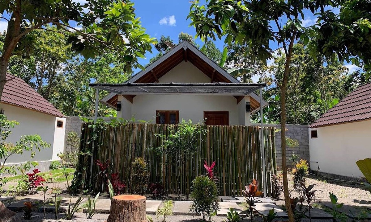 Kecamatan Pringgasela Hotel | OYO 93627 Avocado Homestay